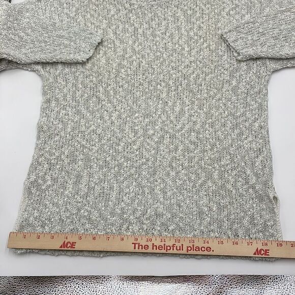 Vintage Gray Thackery sweater  - Picture 5 of 7